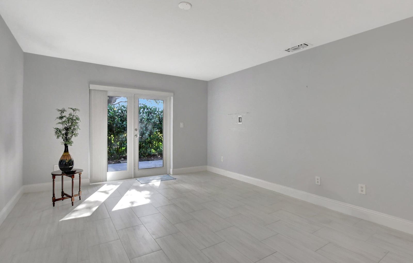 8734 Chevy Chase Drive, Boca Raton, FL 33433 photo 4