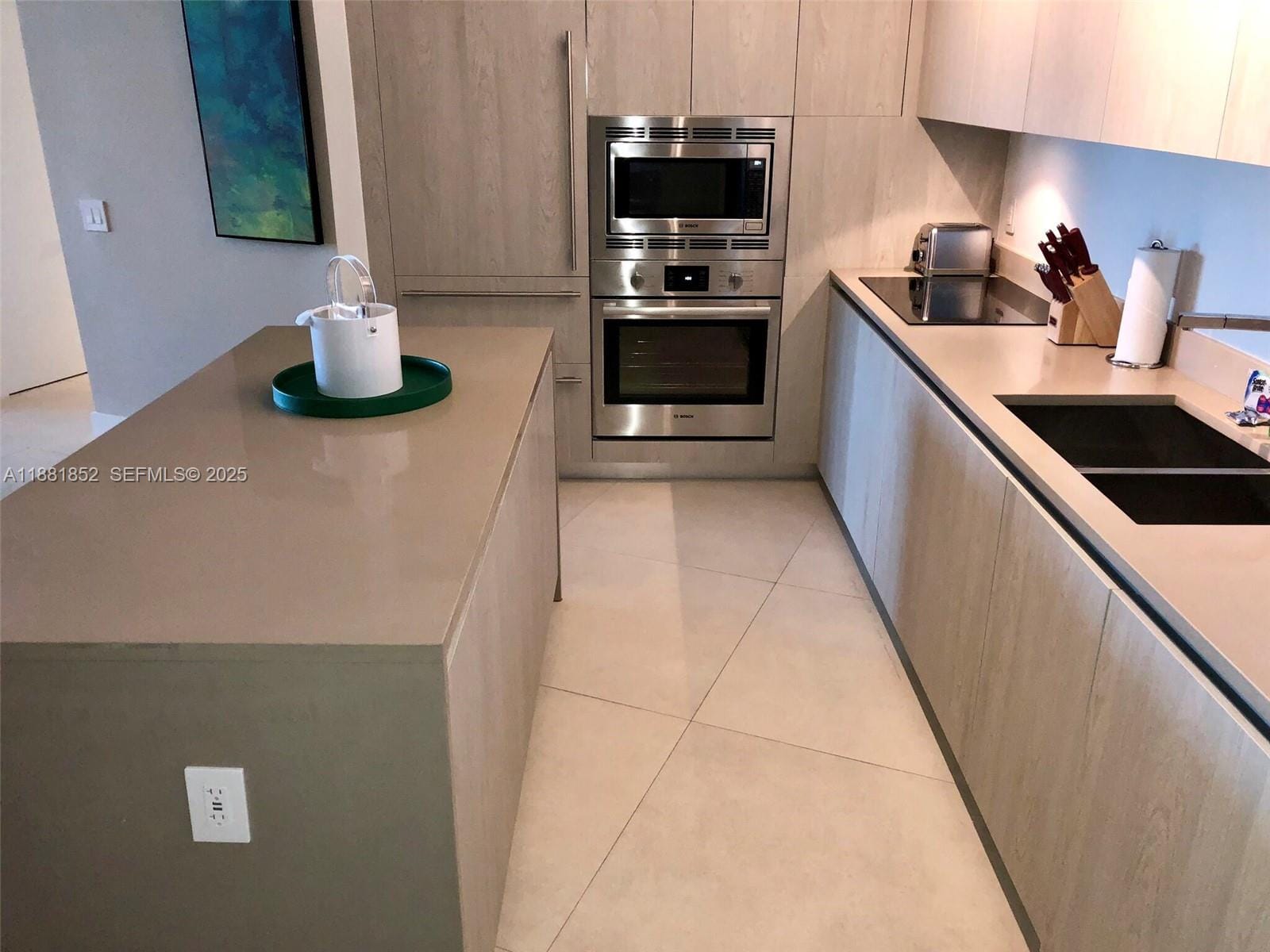 4111 S Ocean Drive 2910 — photo 8