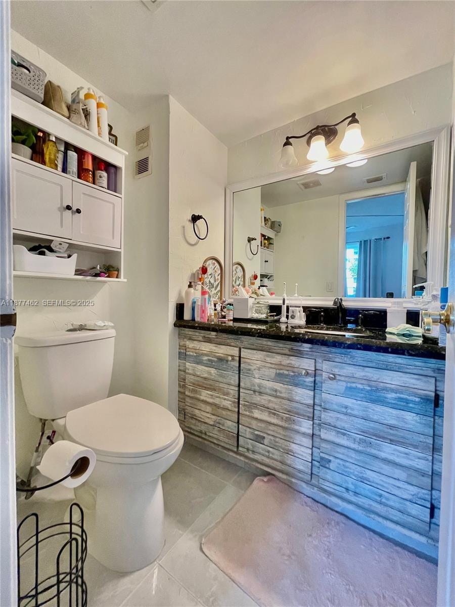 2106 S Cypress Bend Drive 107, Pompano Beach, FL 33069 photo 13