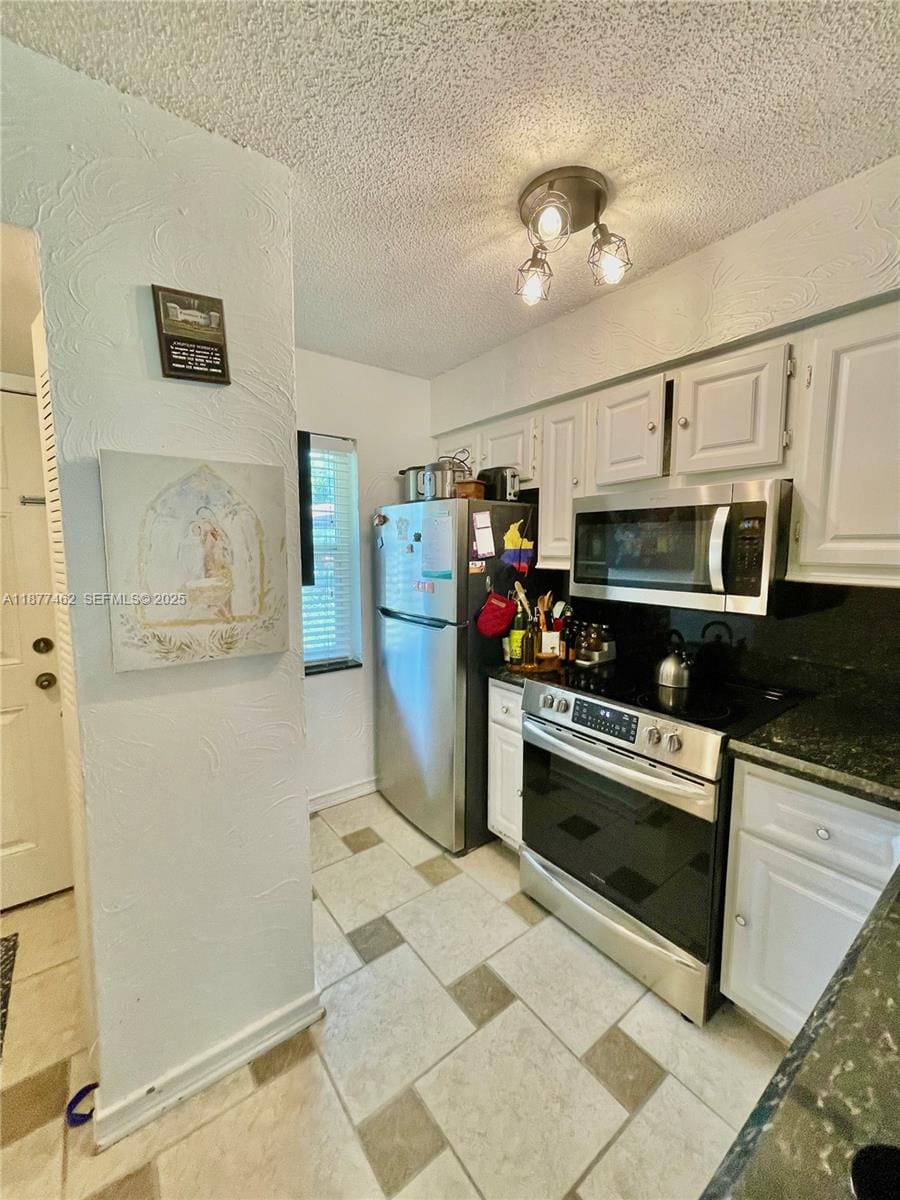 2106 S Cypress Bend Drive 107 — photo 3