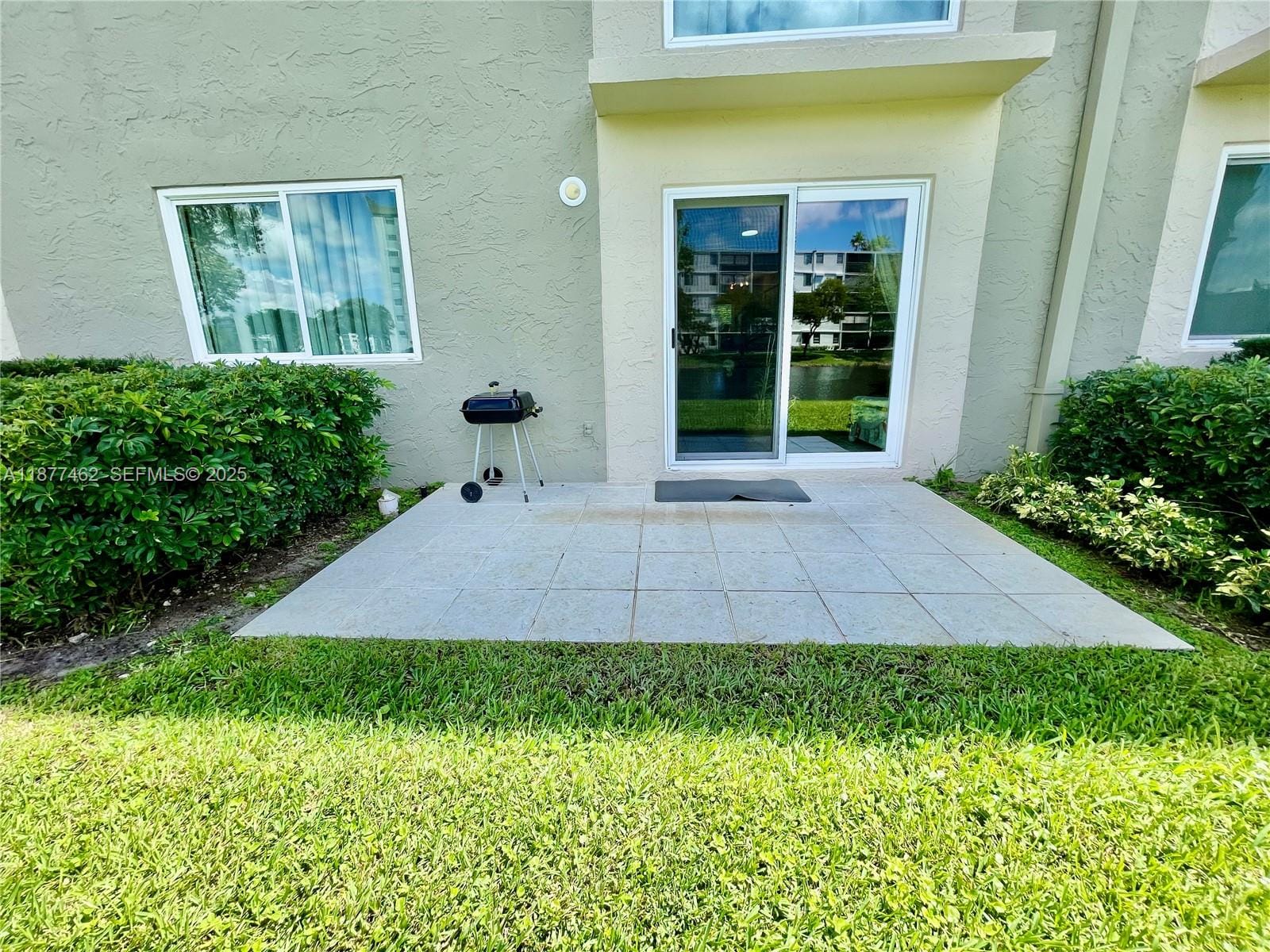 2106 S Cypress Bend Drive 107, Pompano Beach, FL 33069 photo 23