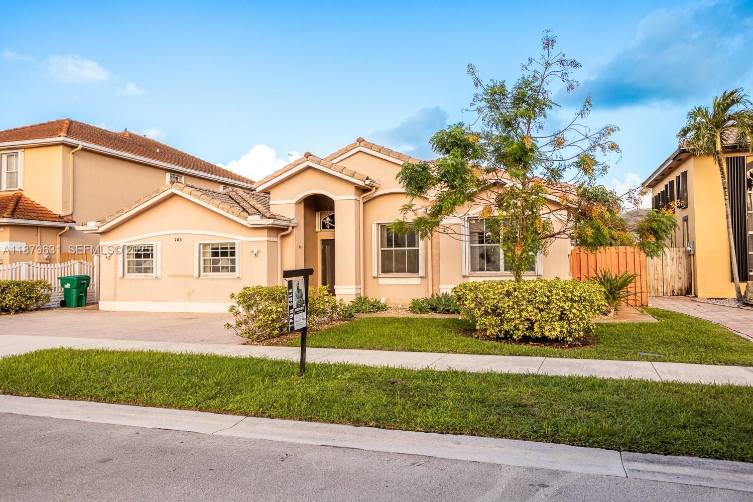 765 NW 129th Place, Miami, FL 33182 photo 1