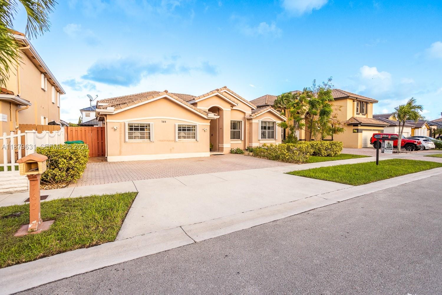 765 NW 129th Place, Miami, FL 33182 photo 2