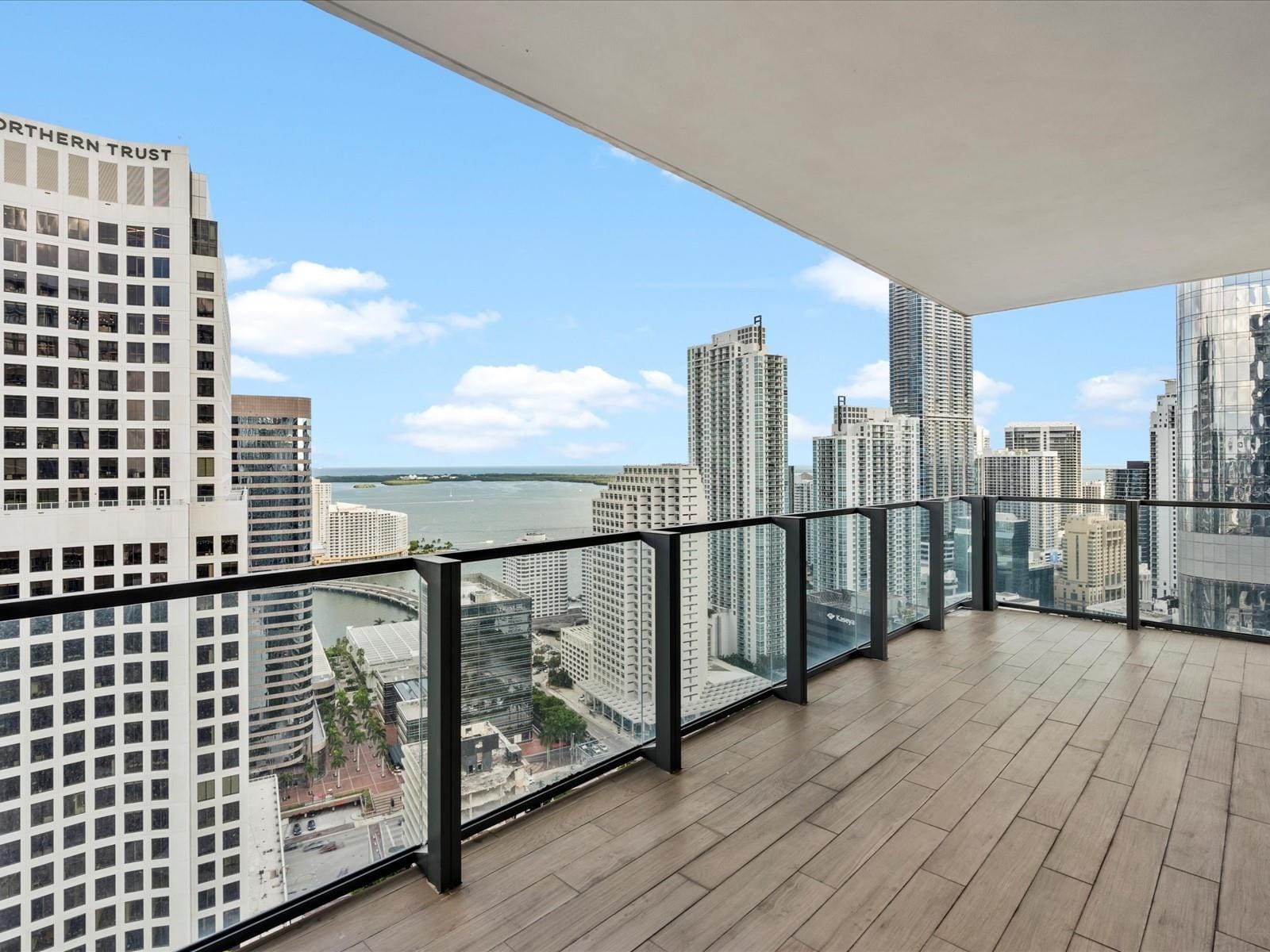 68 SE 6th Street 3201, Miami, FL 33131 photo 25