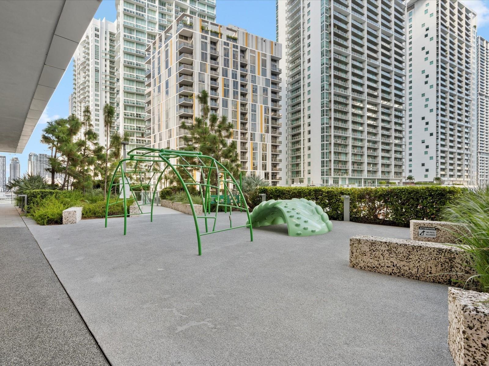 68 SE 6th Street 3201, Miami, FL 33131 photo 30
