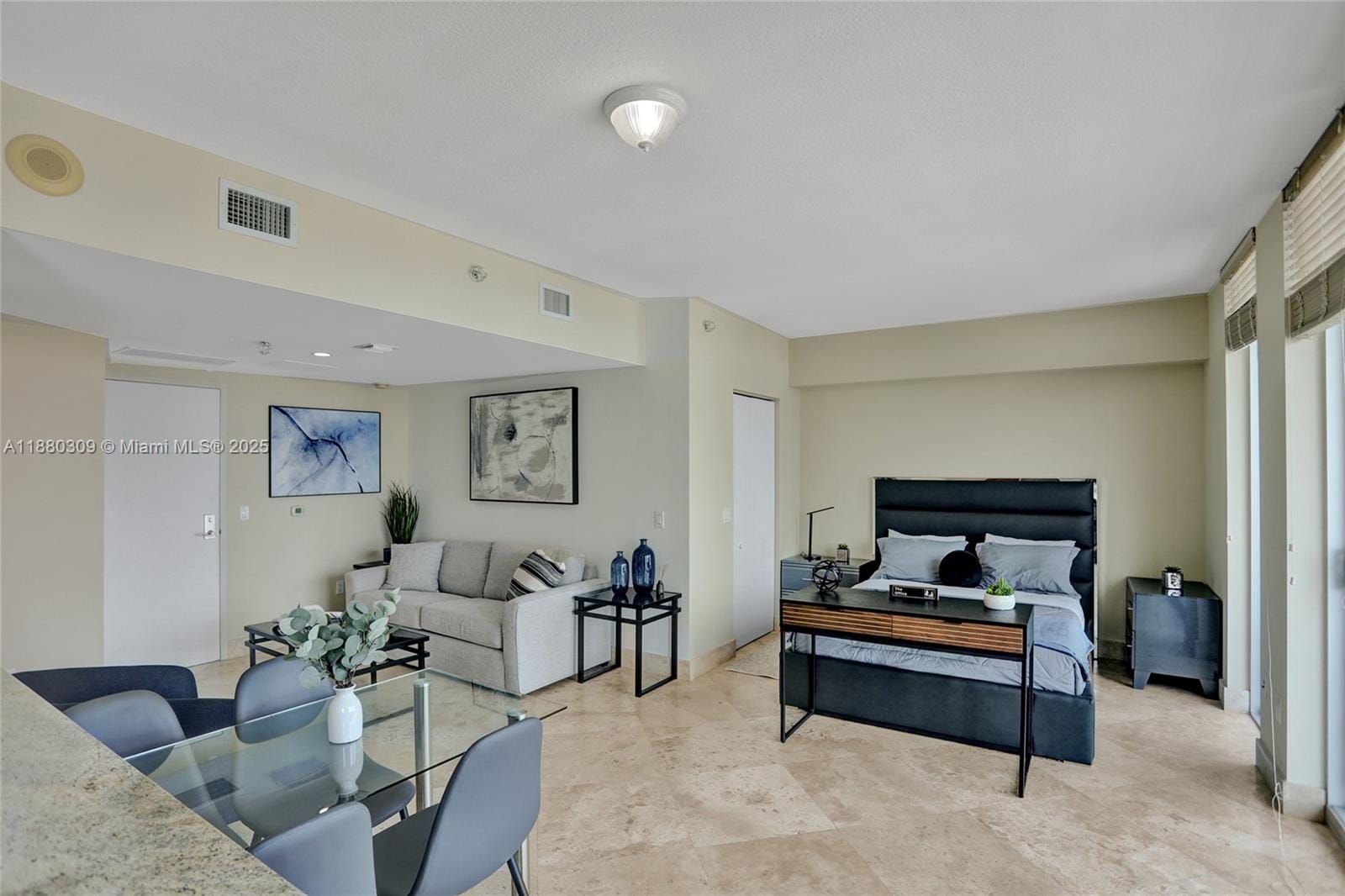 185 SW 7th Street 1600, Miami, FL 33130 photo 10