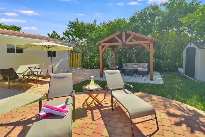 2320 NE 51 Street — photo 7