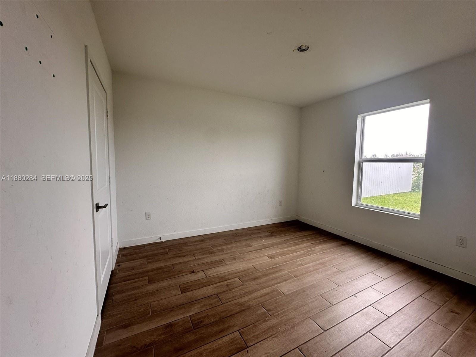 619 NE 4th Street, Florida City, FL 33034 photo 8