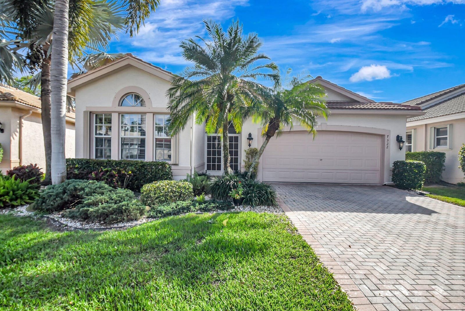 7322 Morocca Lake Drive, Delray Beach, FL 33446
