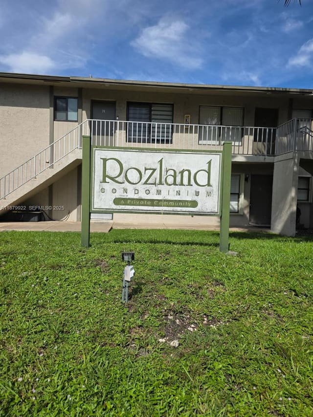 7670 SW 152nd Avenue 1-201, sold in Rozland Condo, Miami, FL