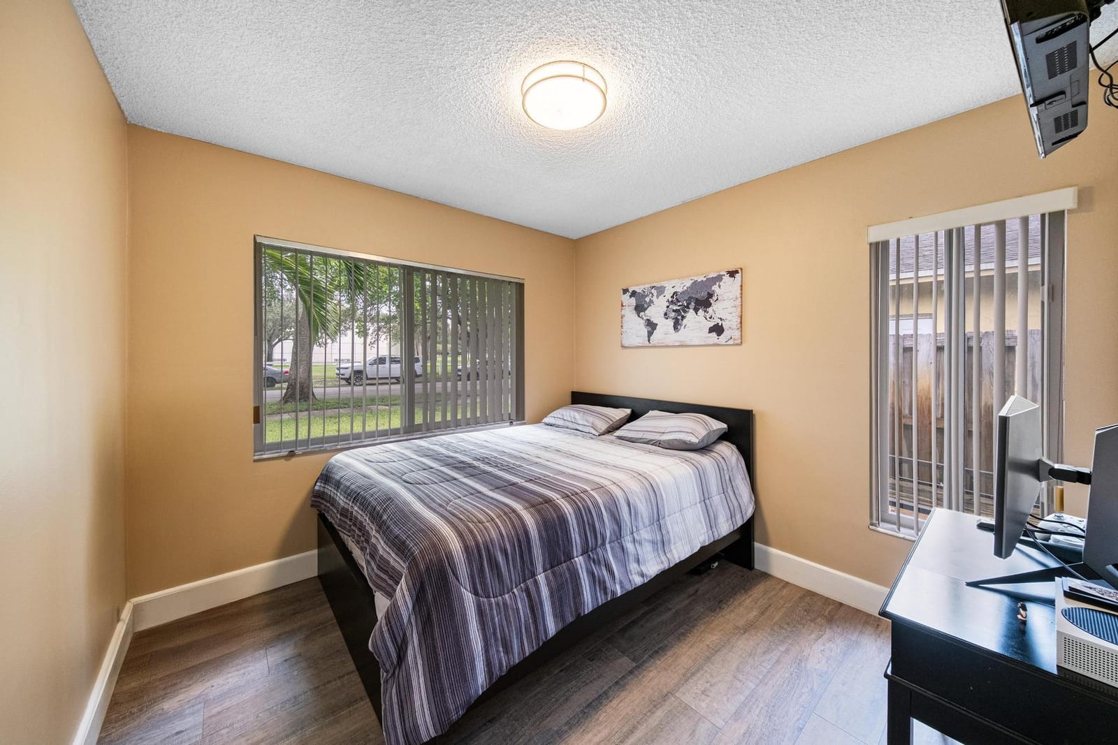 11536 SW 55th Court — photo 11