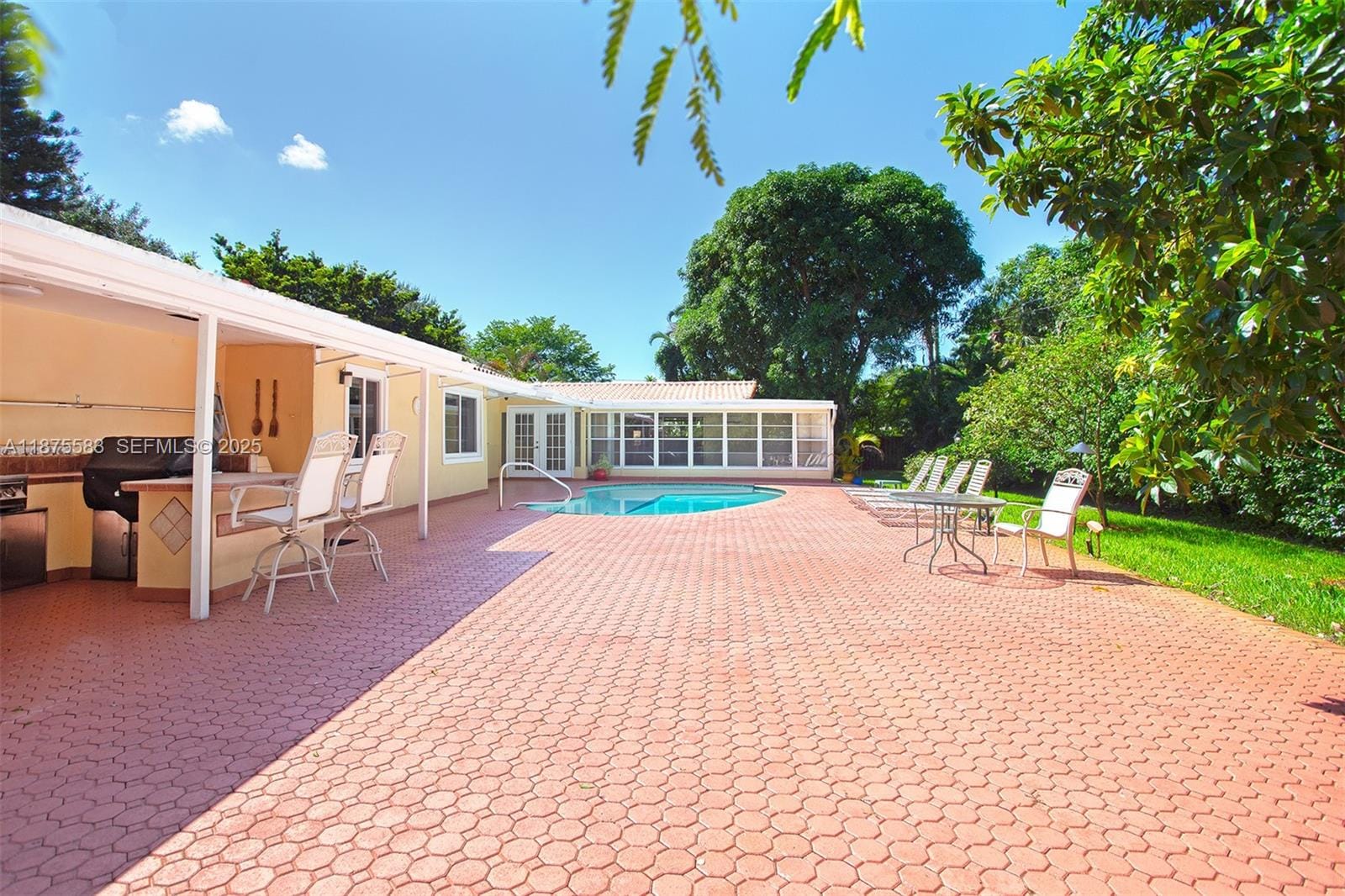 131 SW 59th Avenue, Plantation, FL 33317 photo 3