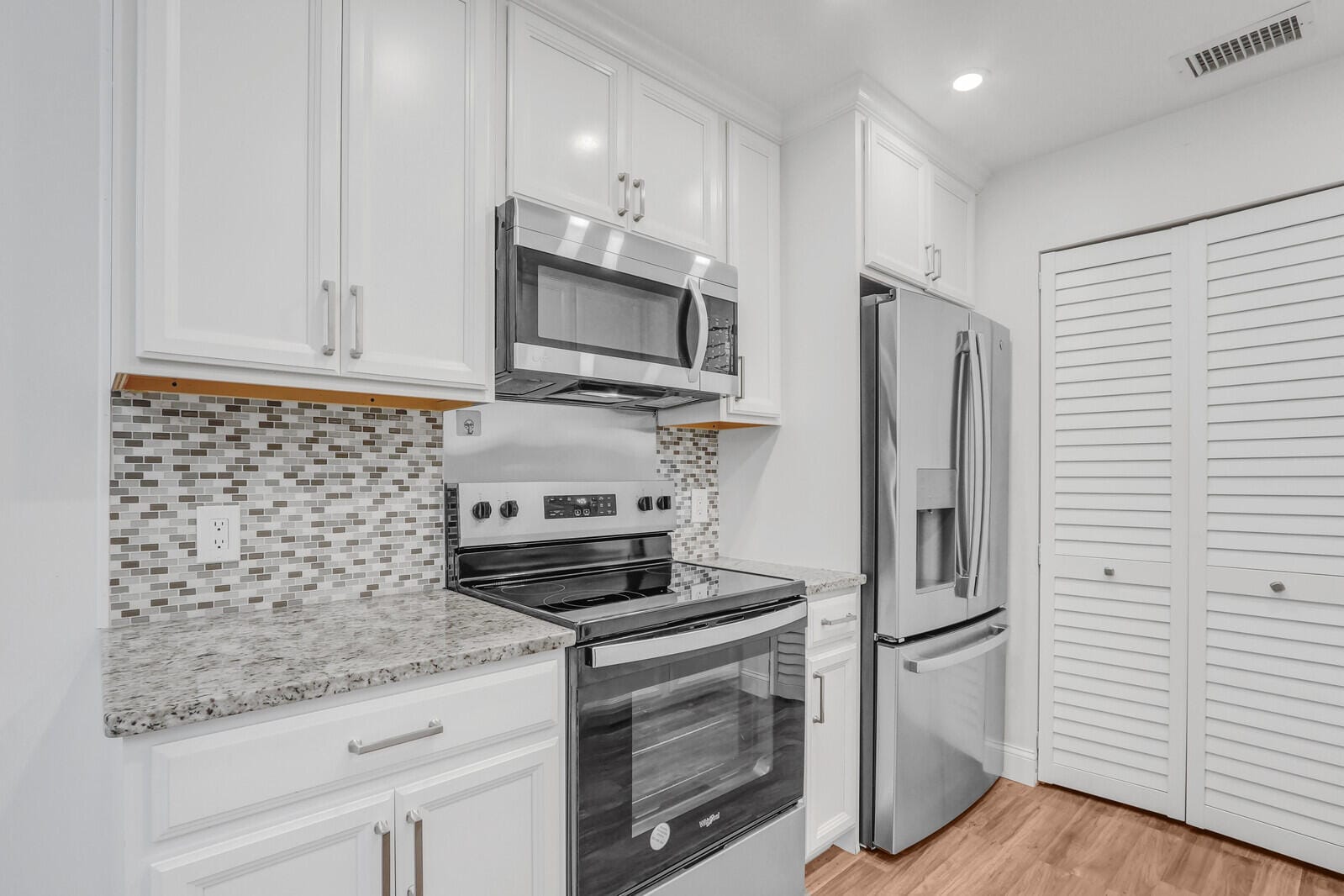 8420 SE Croft Circle Circle E-7 — photo 3