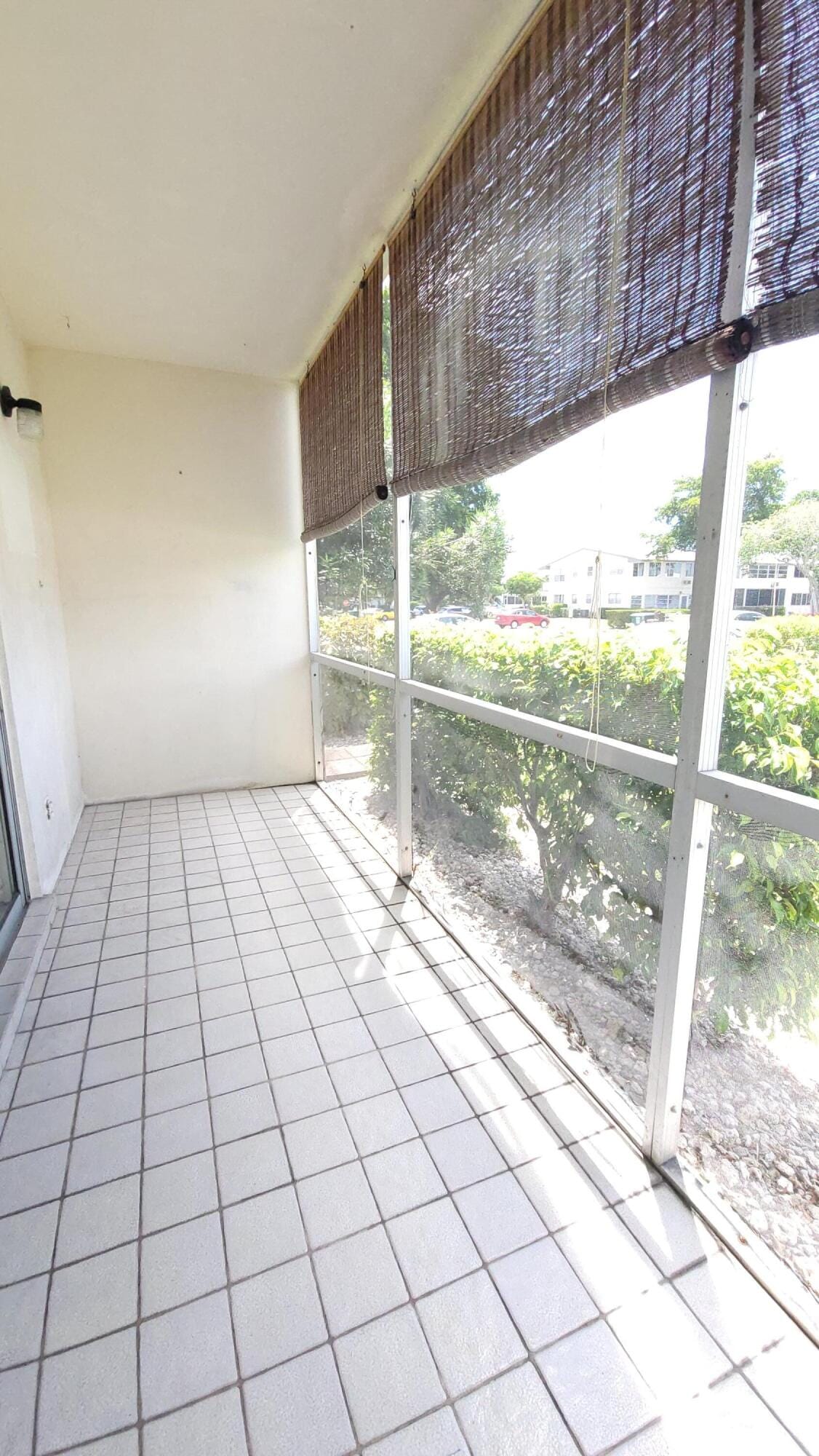215 Canterbury J — photo 11