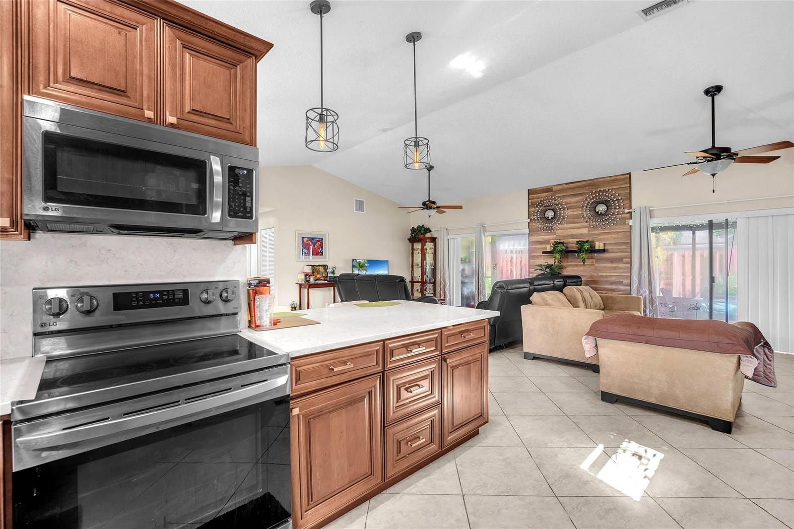 8621 NW 46th Court, Lauderhill, FL 33351 photo 18