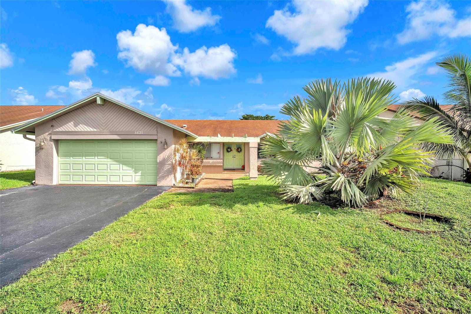 8621 NW 46th Court — photo 3
