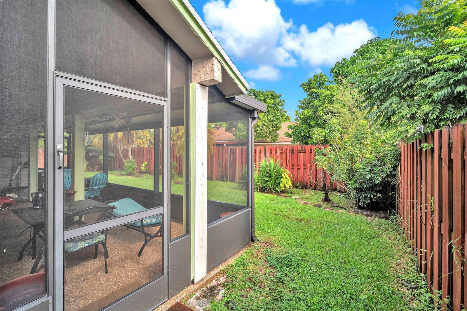 8621 NW 46th Court — photo 5