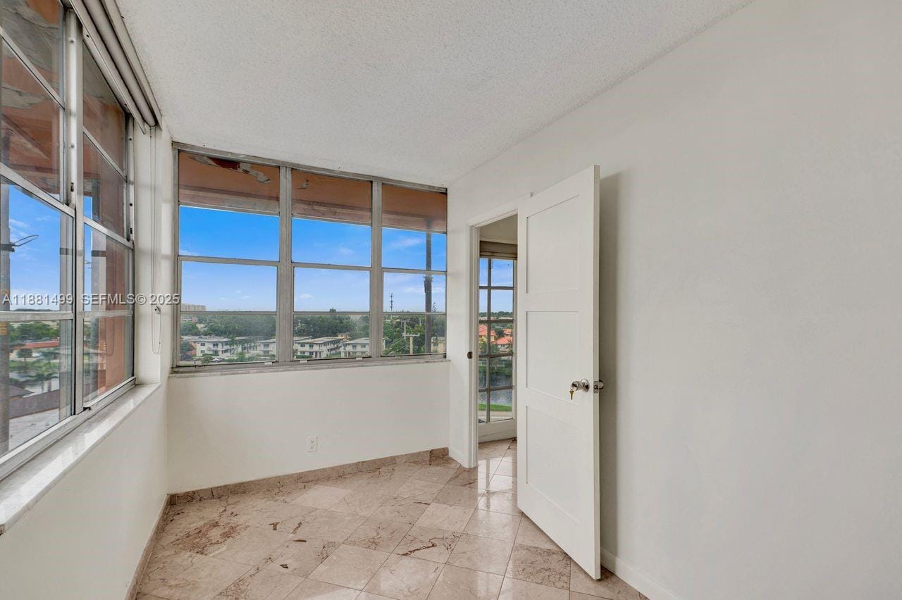 2025 NE 164th Street 716, North Miami Beach, FL 33162 photo 16
