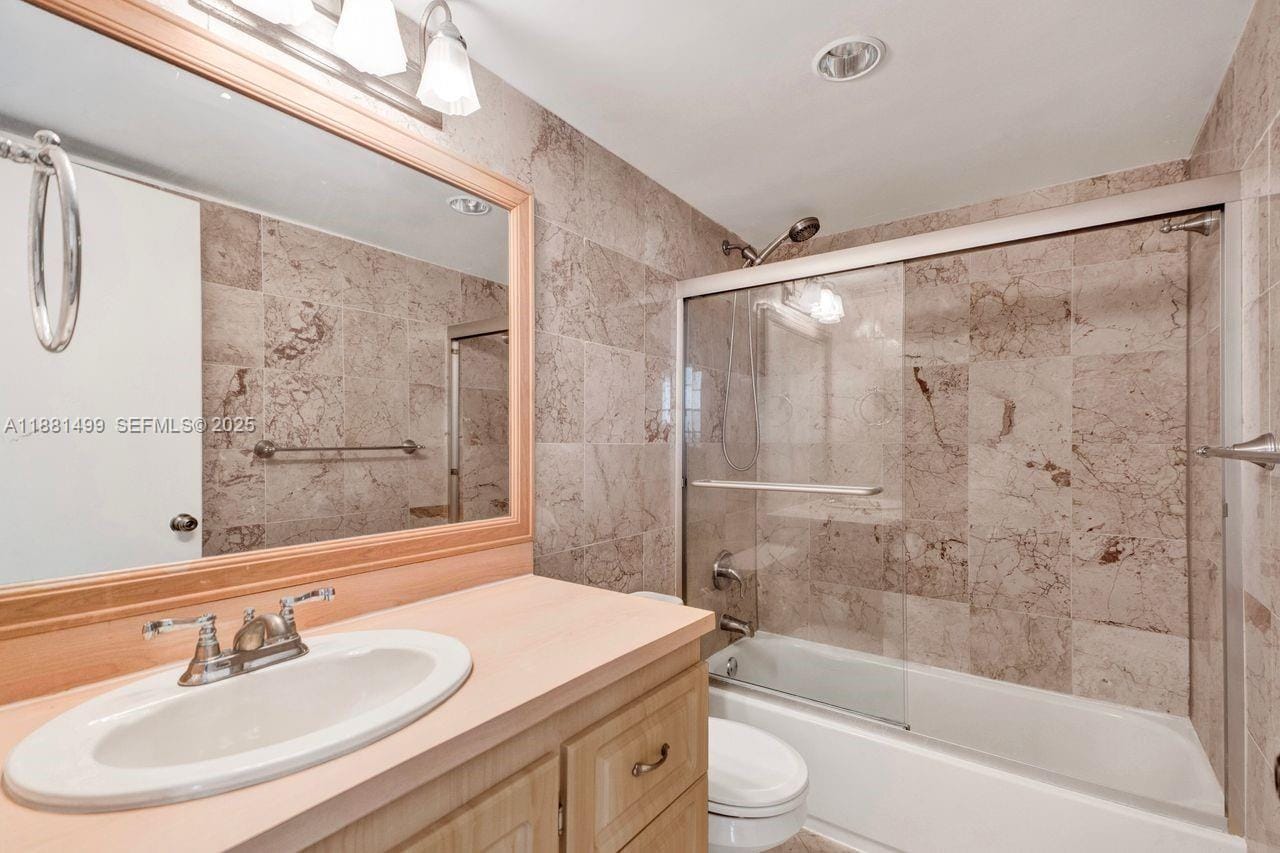 2025 NE 164th Street 716, North Miami Beach, FL 33162 photo 19