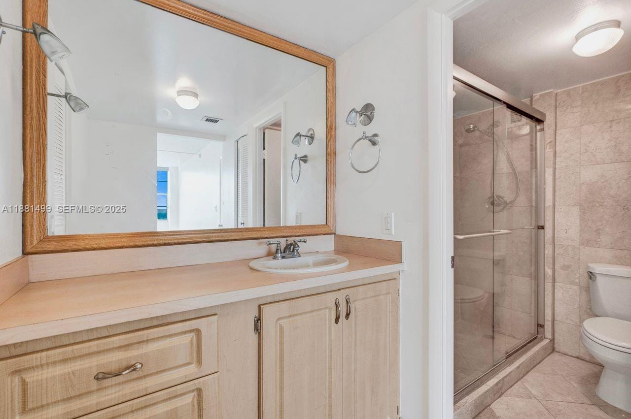 2025 NE 164th Street 716, North Miami Beach, FL 33162 photo 29