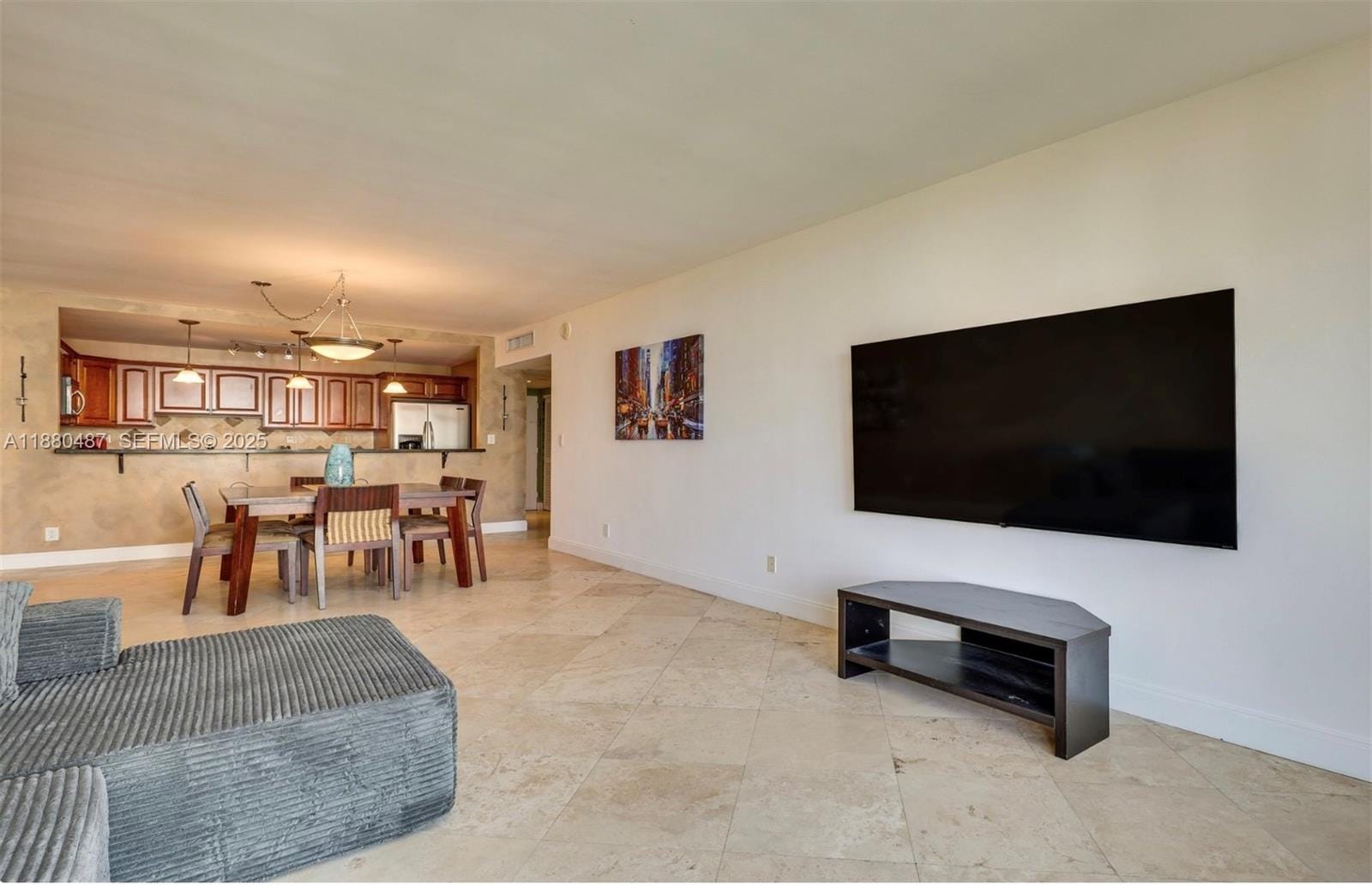 19370 Collins Avenue 1014, Sunny Isles Beach, FL 33160 photo 2