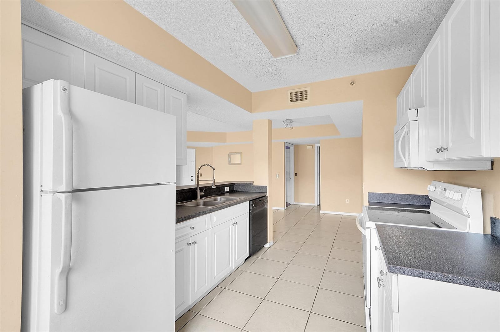 9645 NW 1st Court 1-210, Pembroke Pines, FL 33024 photo 15