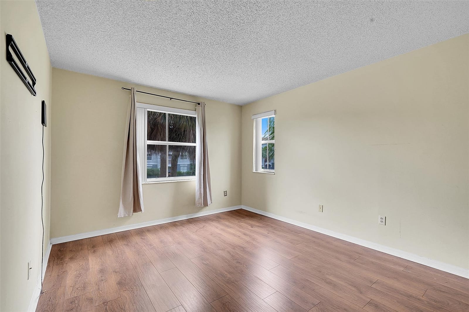 9645 NW 1st Court 1-210, Pembroke Pines, FL 33024 photo 16
