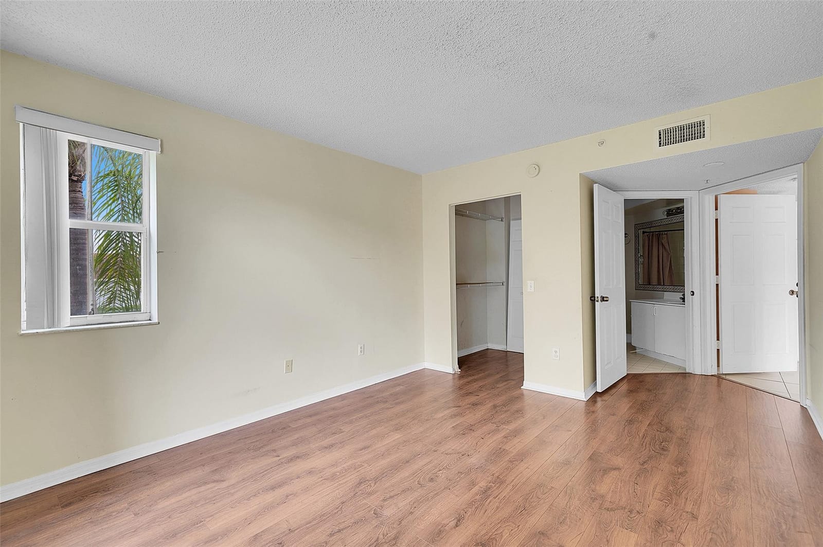9645 NW 1st Court 1-210, Pembroke Pines, FL 33024 photo 17