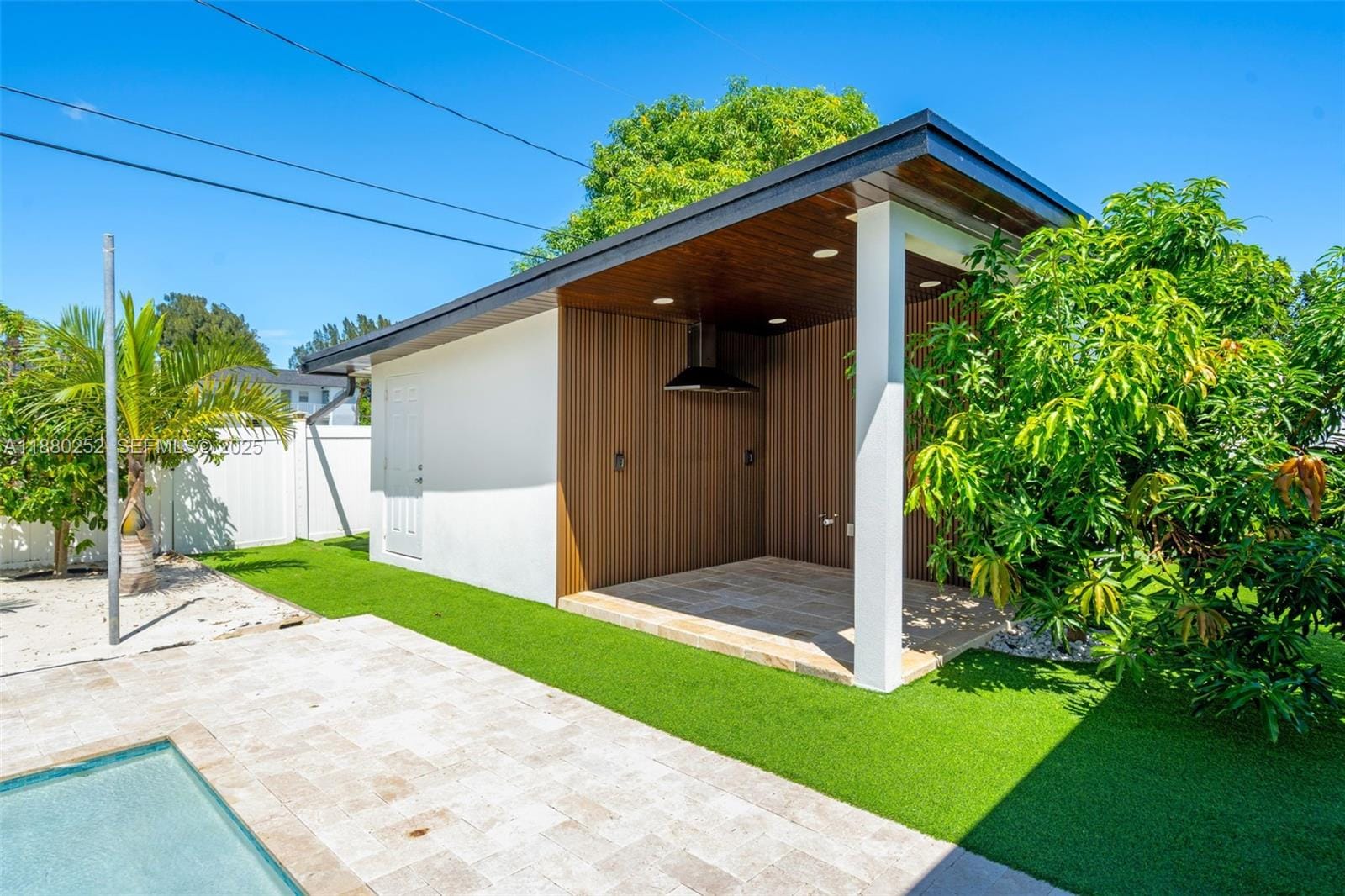 168 Granada Drive — photo 11