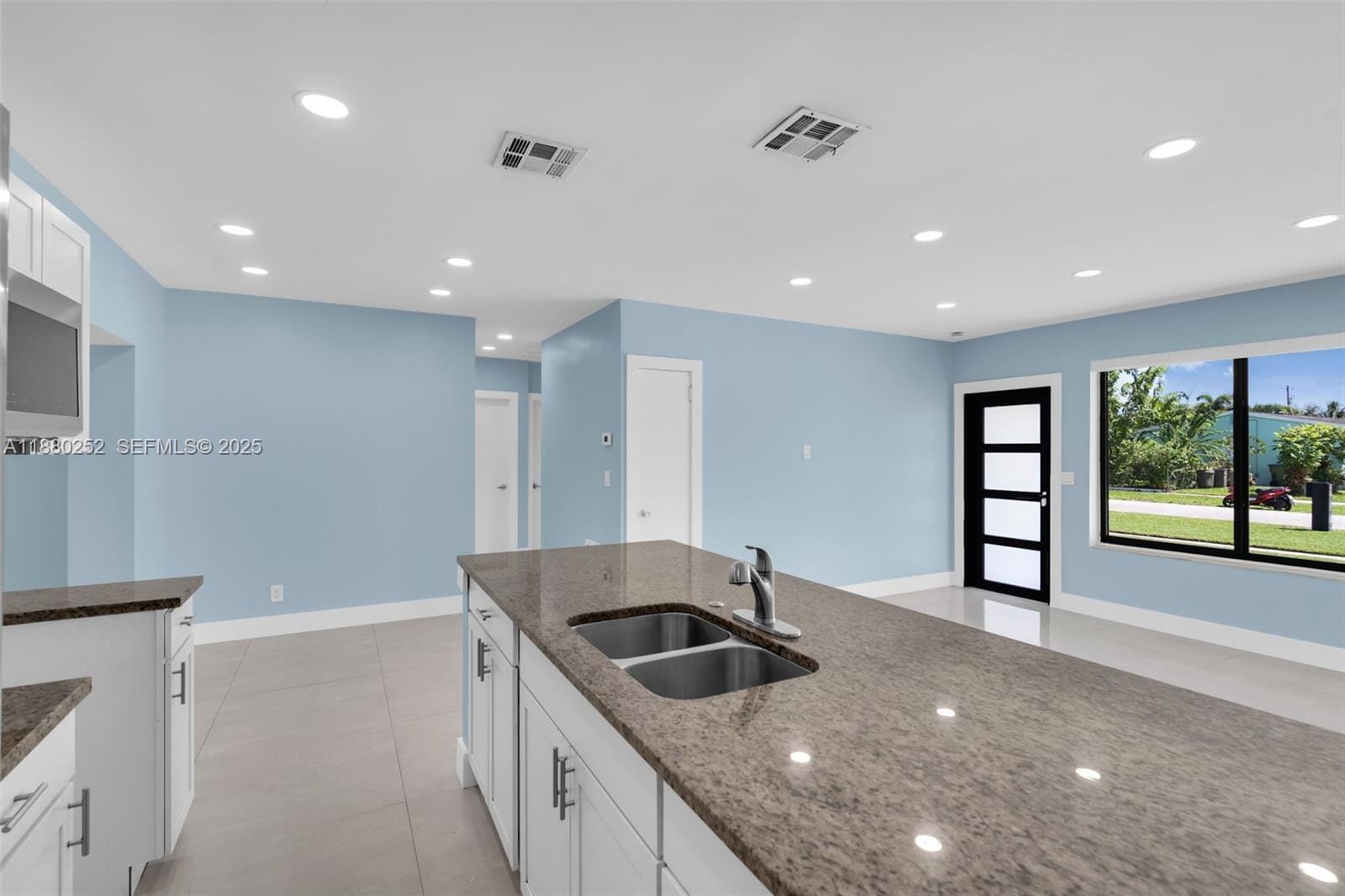 168 Granada Drive, Palm Springs, FL 33461 photo 19