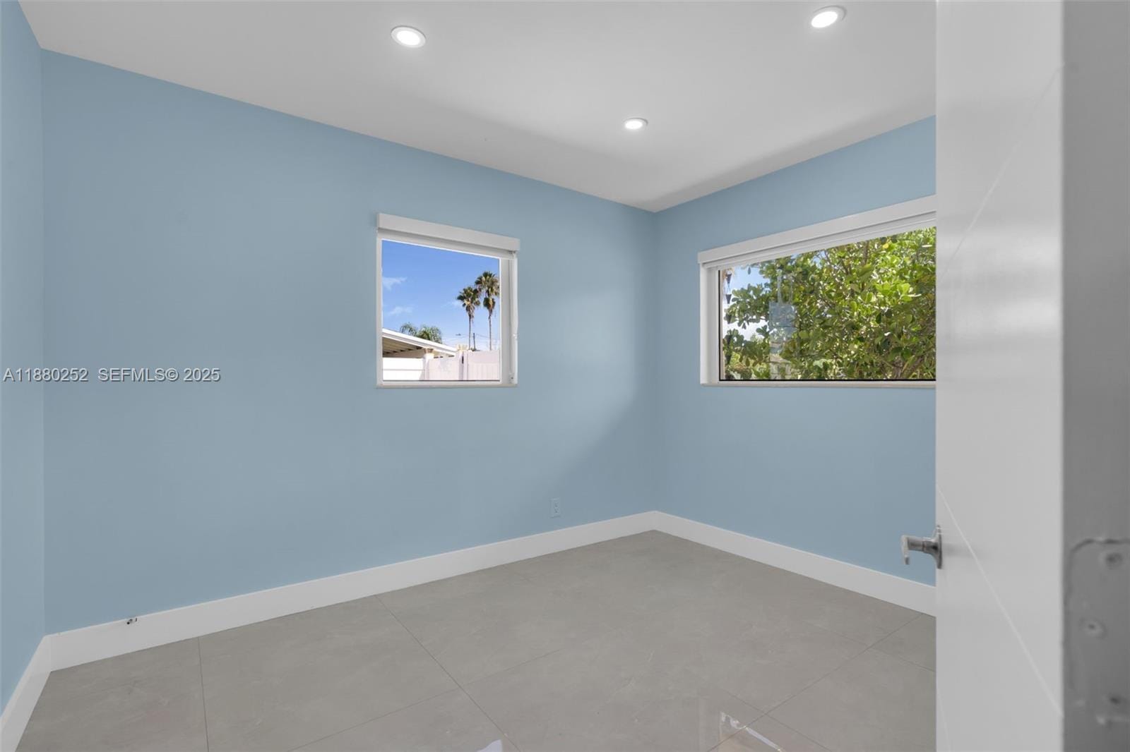 168 Granada Drive, Palm Springs, FL 33461 photo 27