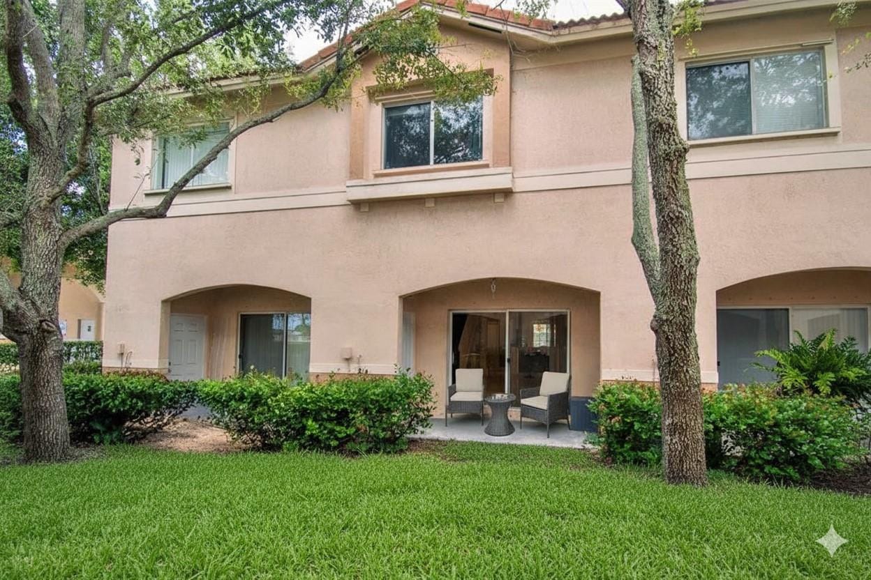 8805 S Isles Circle, Tamarac, FL 33321 photo 26