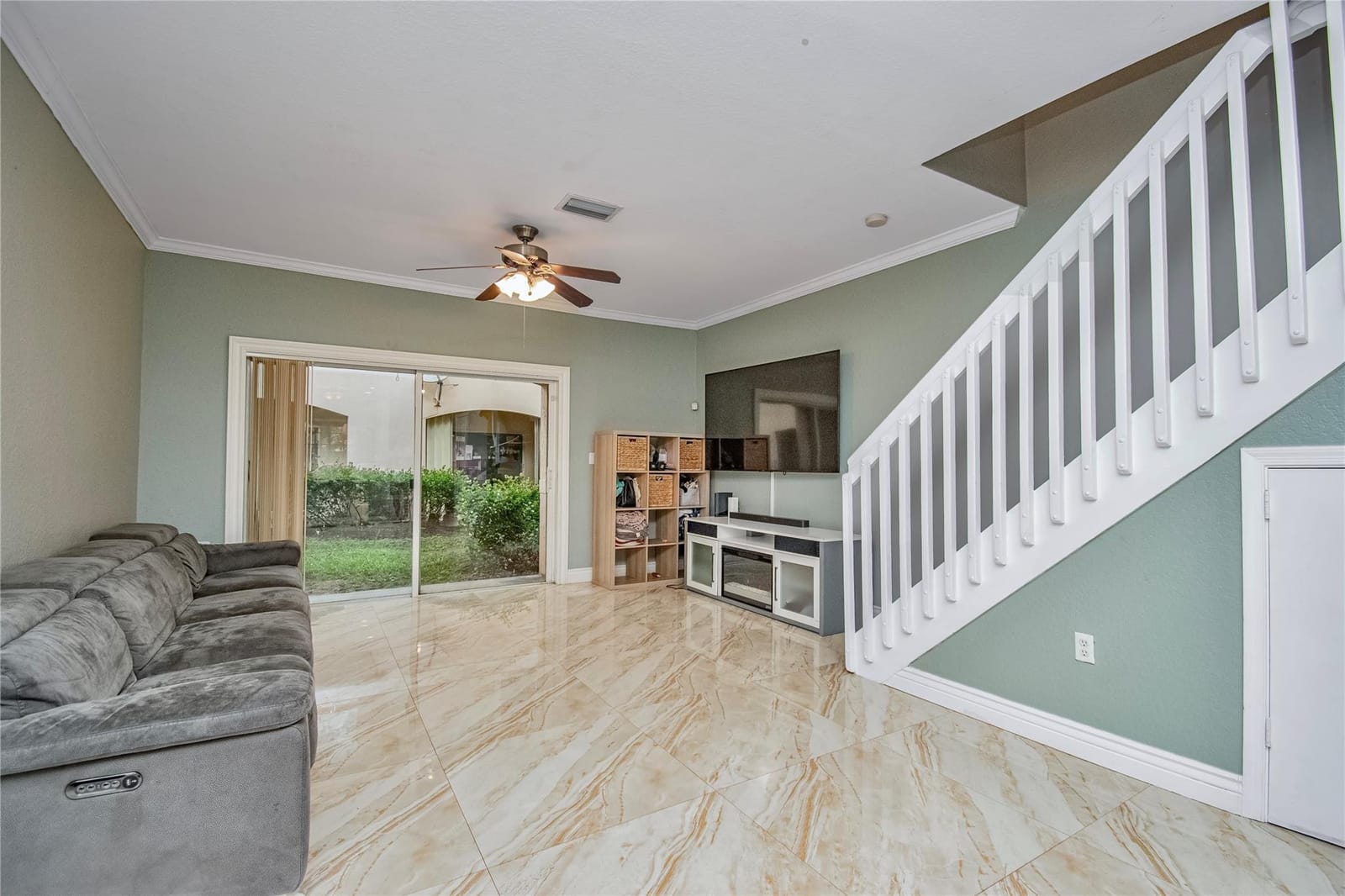 8805 S Isles Circle, Tamarac, FL 33321 photo 9