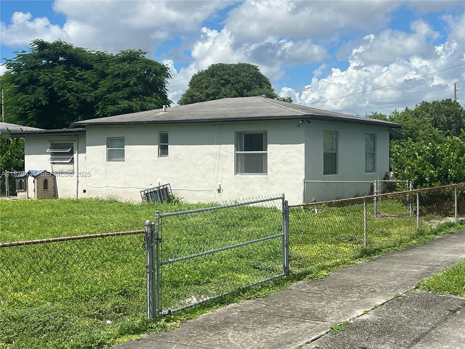 3100 NW 70th Street — photo 3