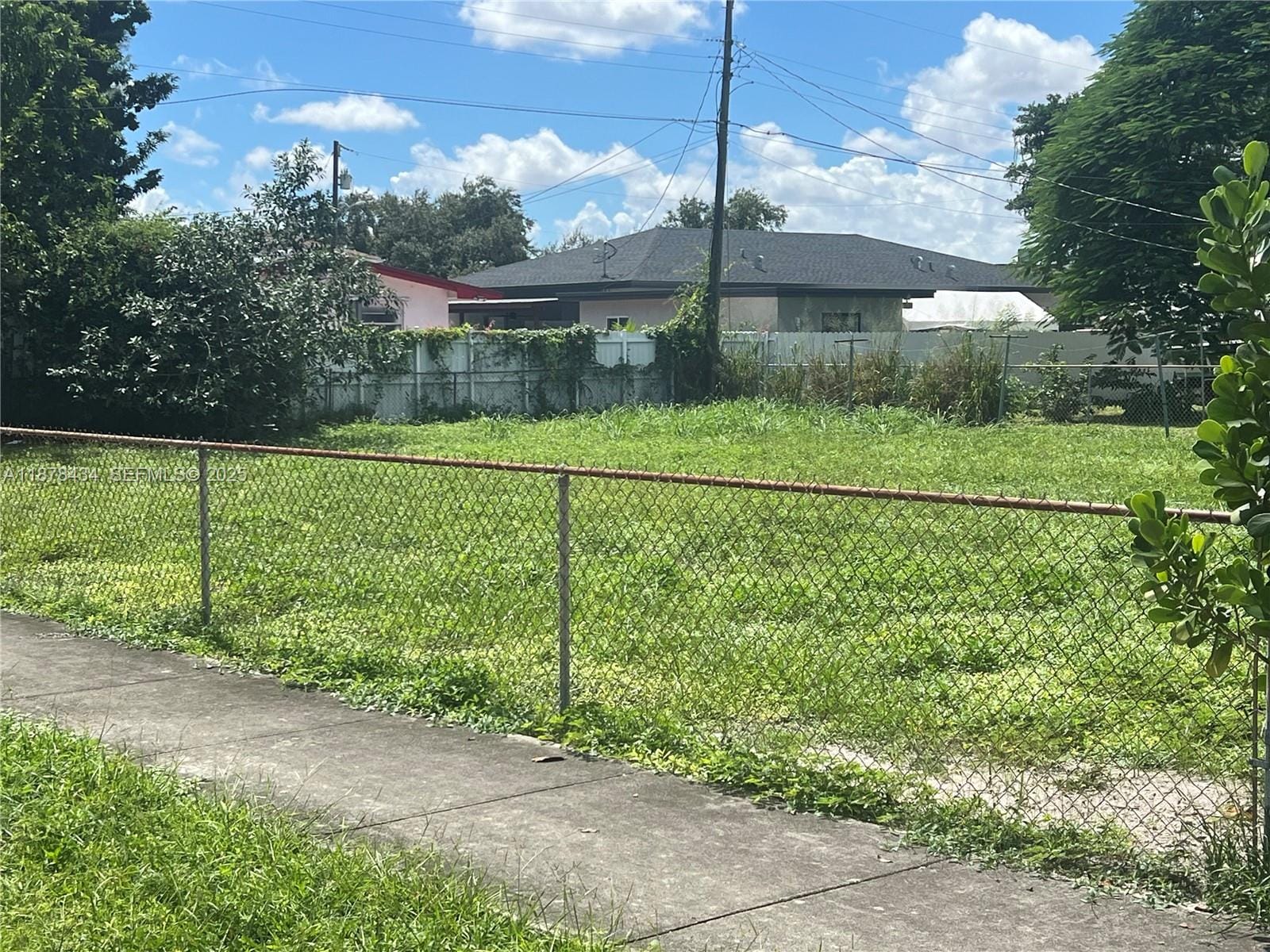 3100 NW 70th Street — photo 4