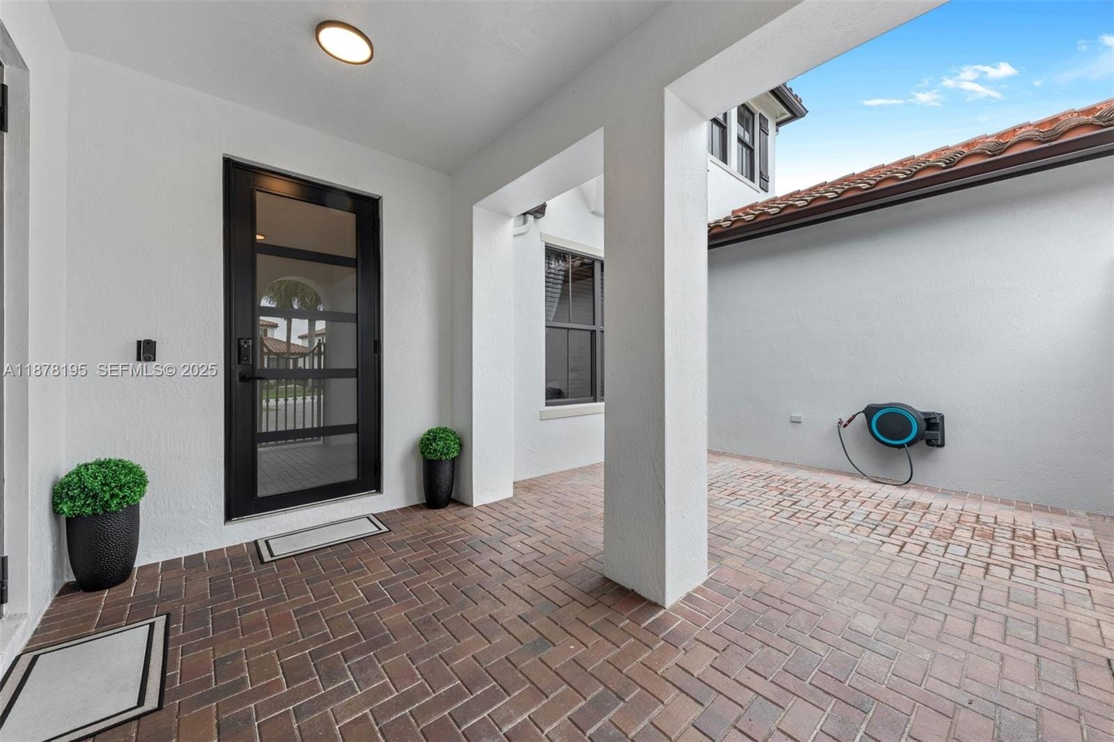 3679 NW 82nd Terrace — photo 3