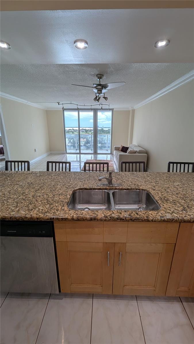 5701 Collins Avenue 1105, Miami Beach, FL 33140 photo 11