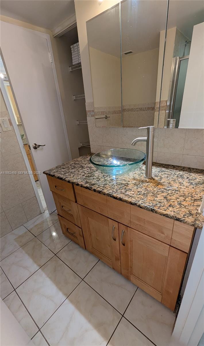 5701 Collins Avenue 1105, Miami Beach, FL 33140 photo 17