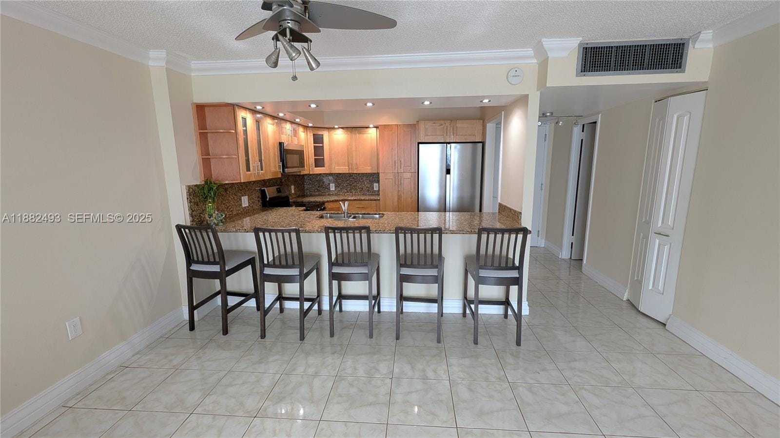 5701 Collins Avenue 1105, Miami Beach, FL 33140 photo 8