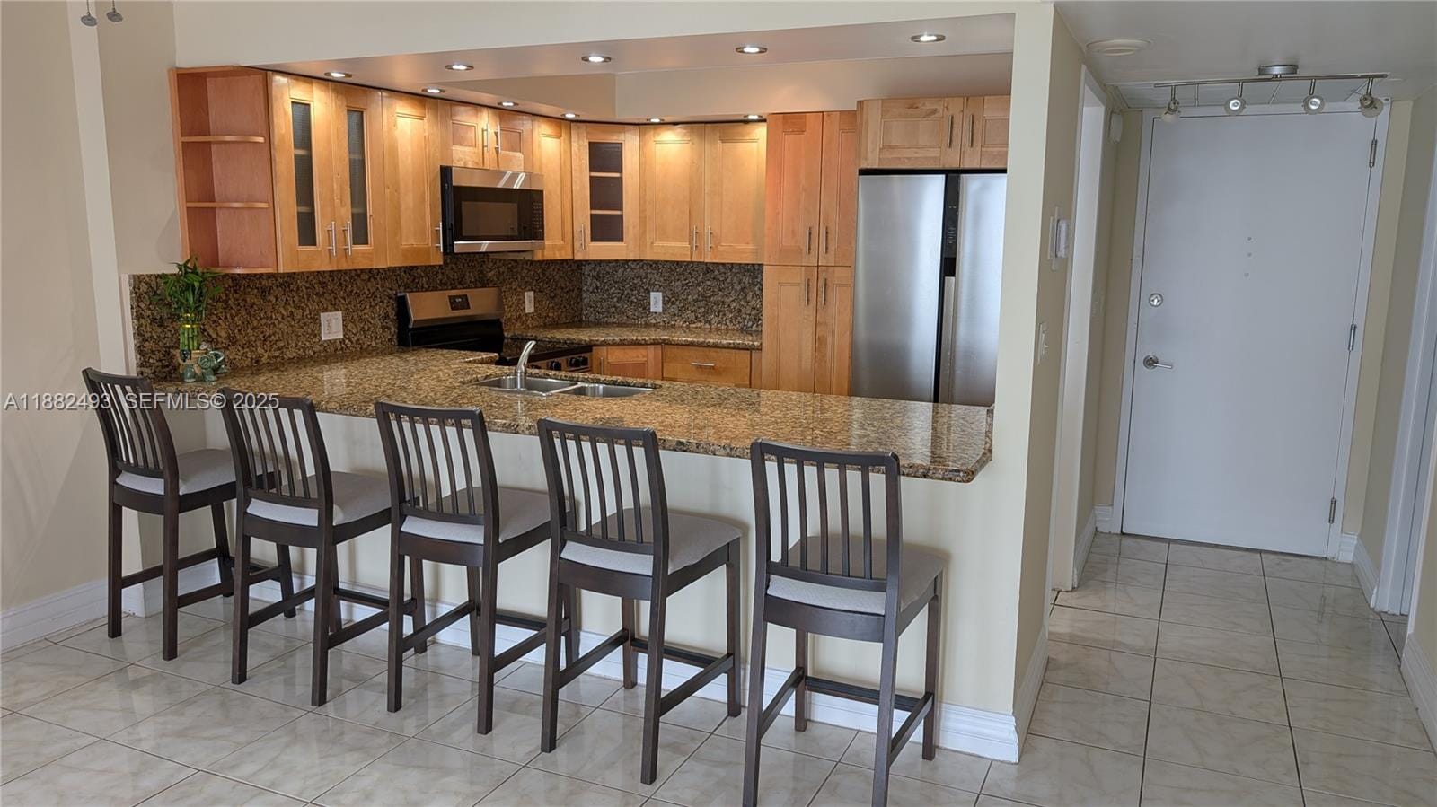 5701 Collins Avenue 1105, Miami Beach, FL 33140 photo 9