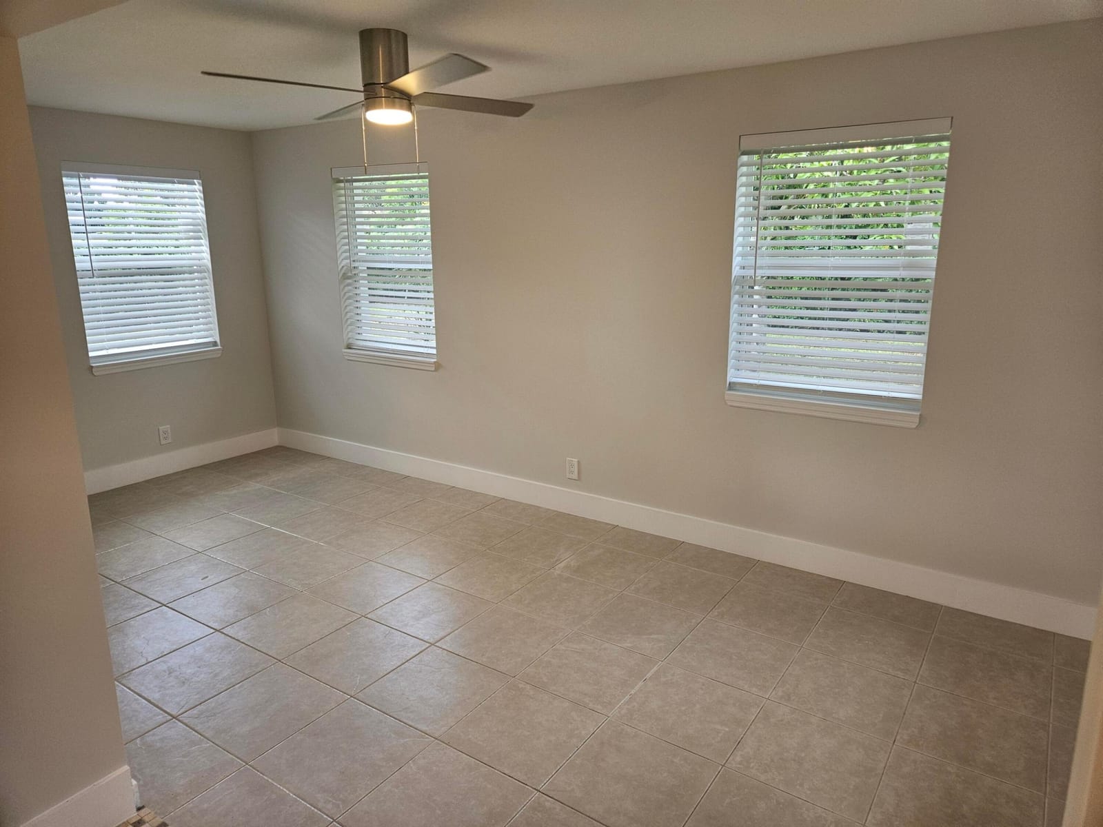 820 S Mangonia Circle, West Palm Beach, FL 33401 photo 15