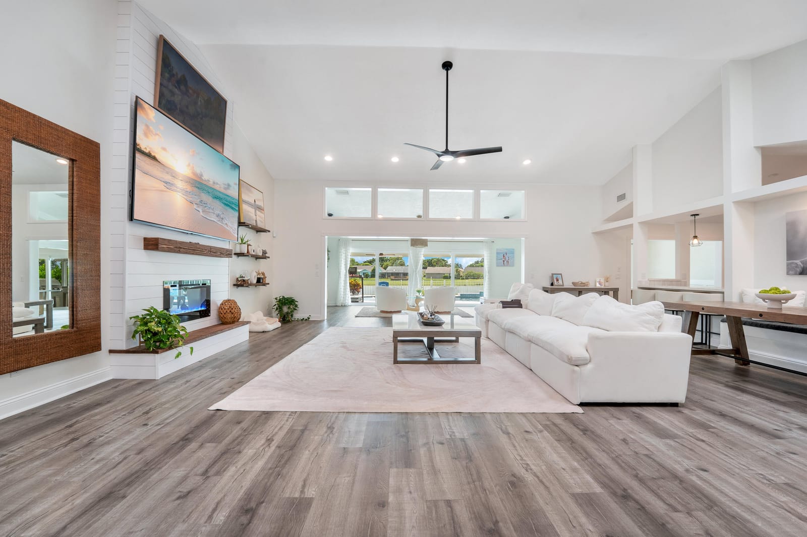 7104 SE Bunker Hill Drive — photo 4