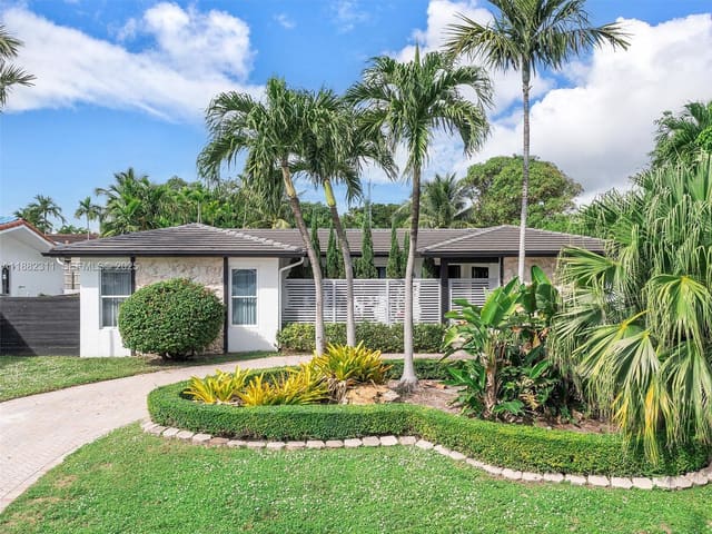 11407 N Bayshore Drive, North Miami, FL 33181