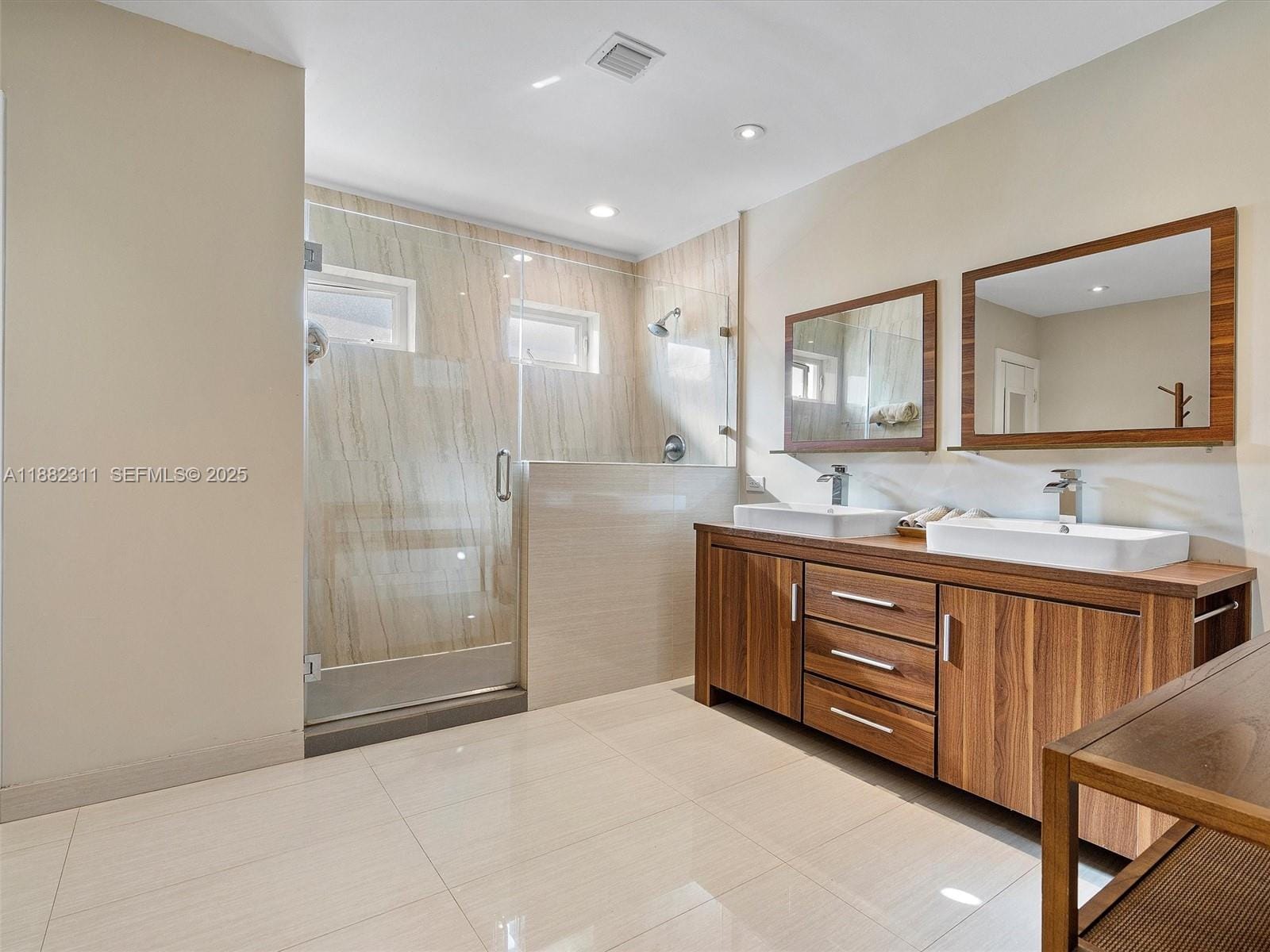 11407 N Bayshore Drive, North Miami, FL 33181 photo 25