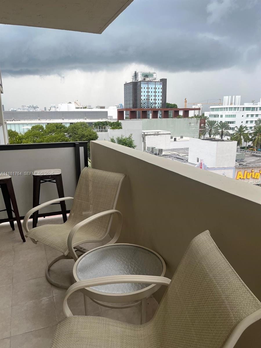 1621 Collins Avenue 701 — photo 6
