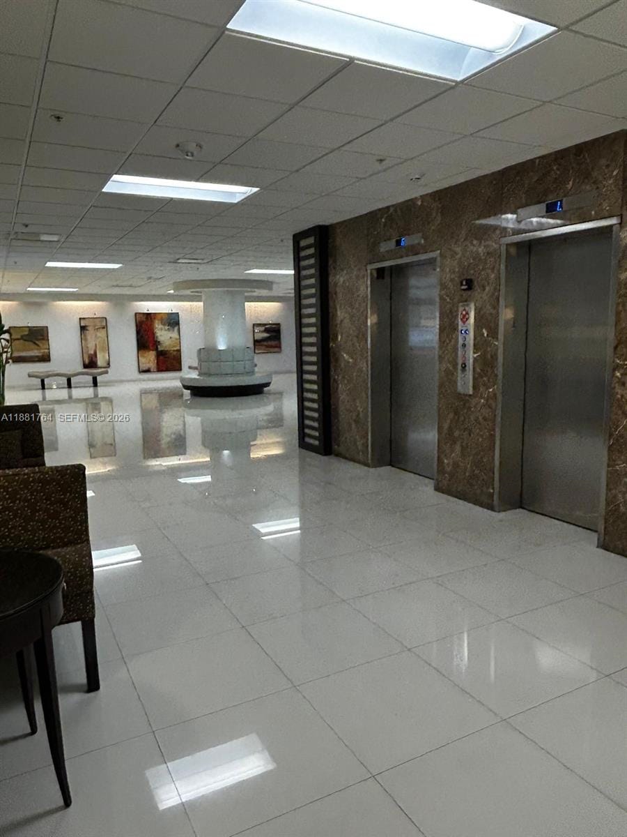 1621 Collins Avenue 701 — photo 8