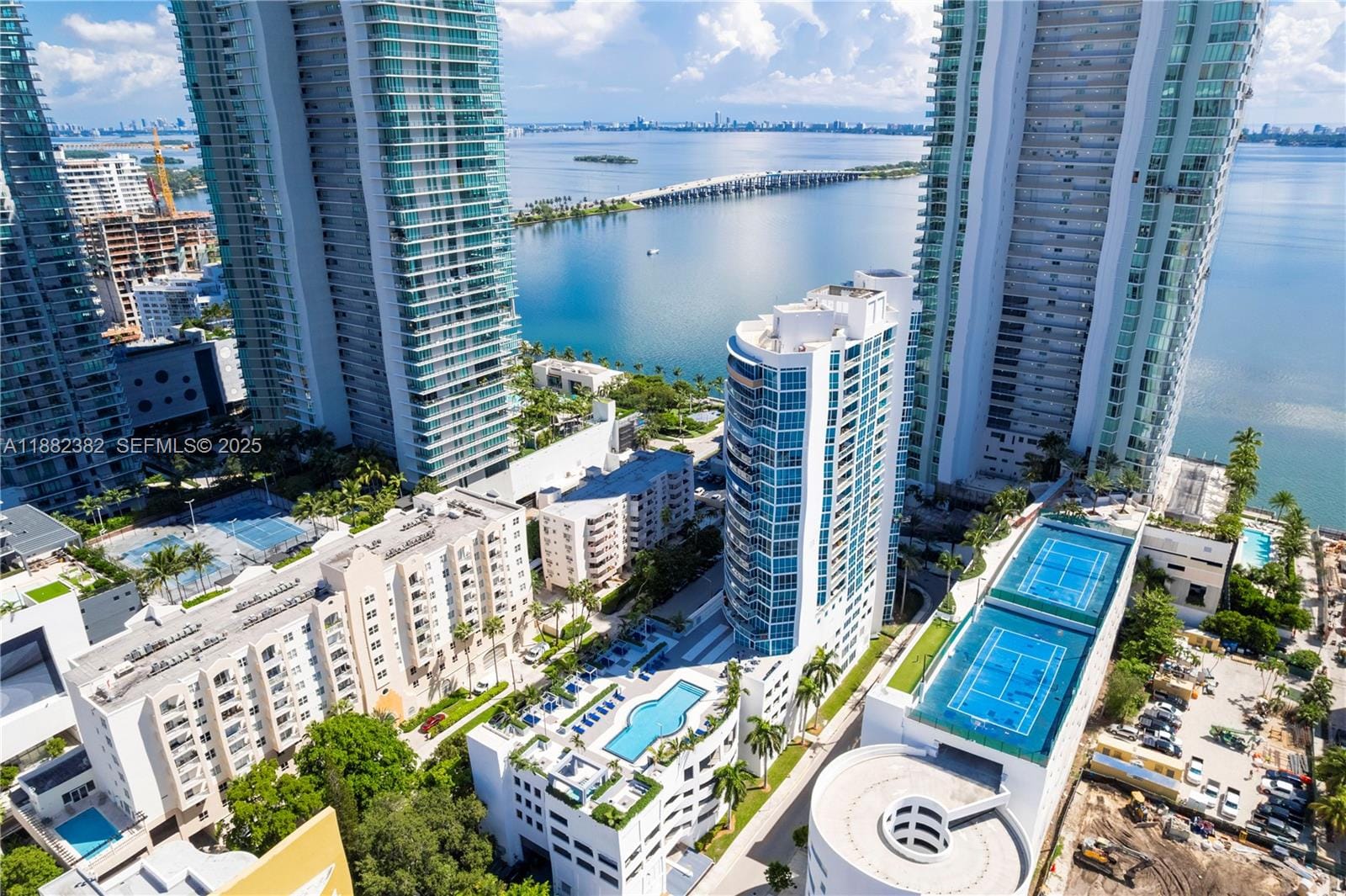 480 NE 30th Street 1103, Miami, FL 33137 photo 14