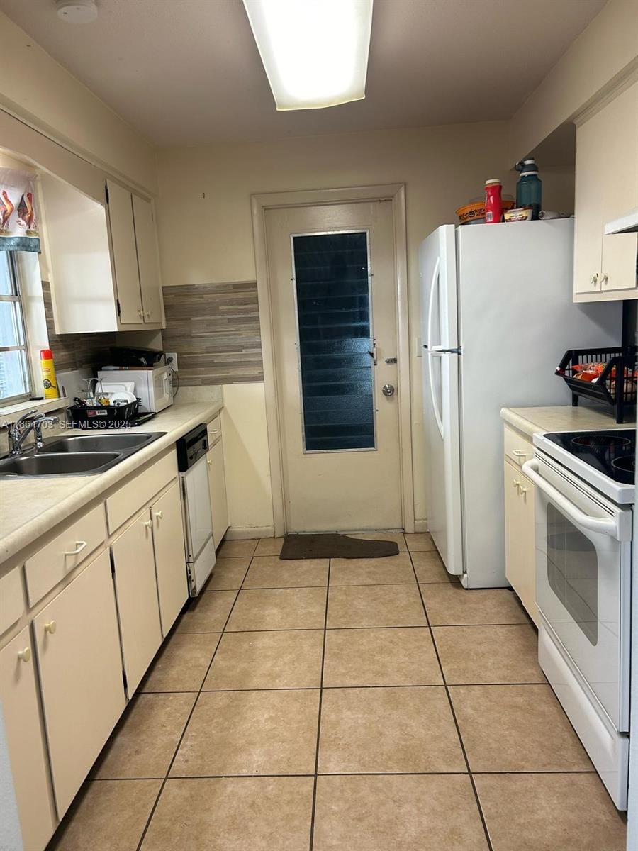 6 Forest Hill Drive, Avon Park, FL 33825 photo 8