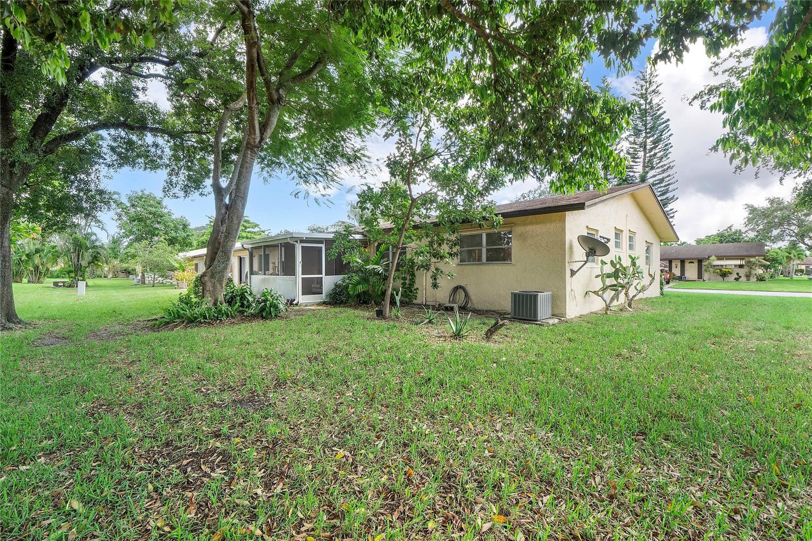 7708 Margate Boulevard, Margate, FL 33063 photo 14