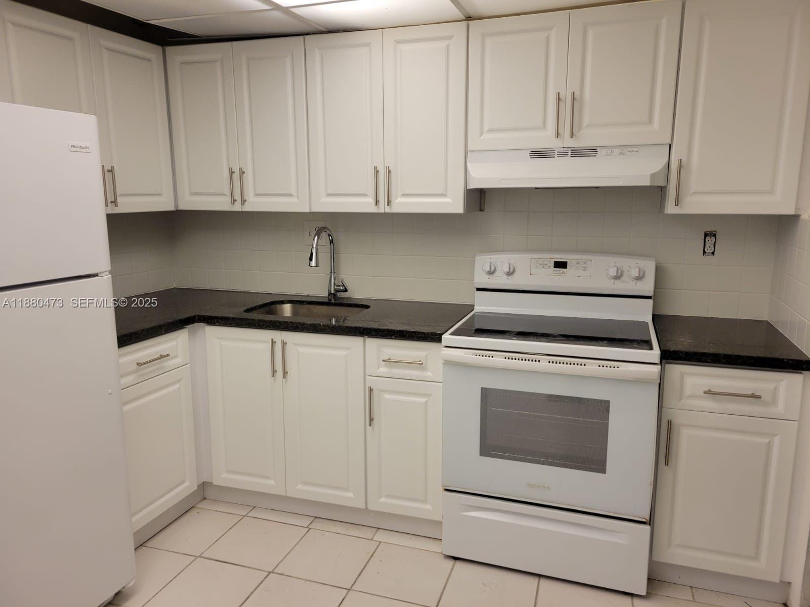 3901-3940 NW 76th Terrace, Davie, FL 33024 photo 6